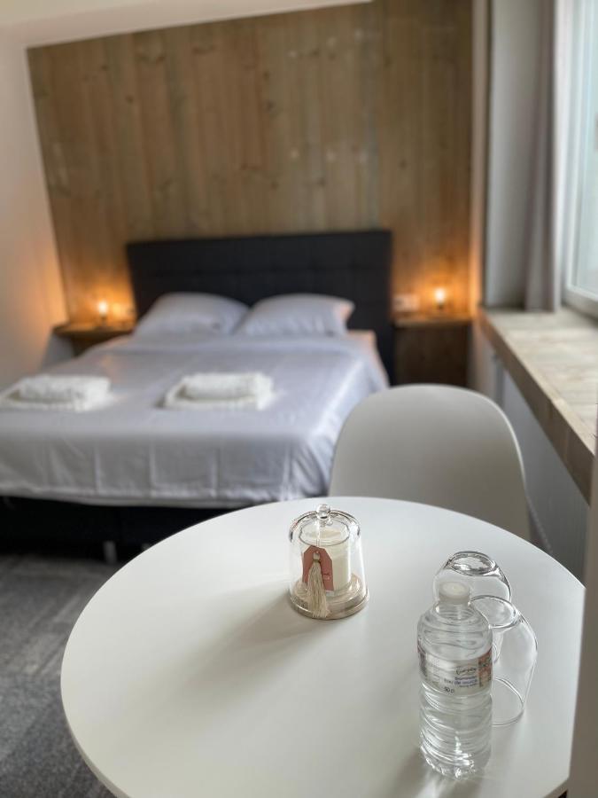 Prachtige Kamer In Centrum Brugge Met Badkamer ! Exterior foto